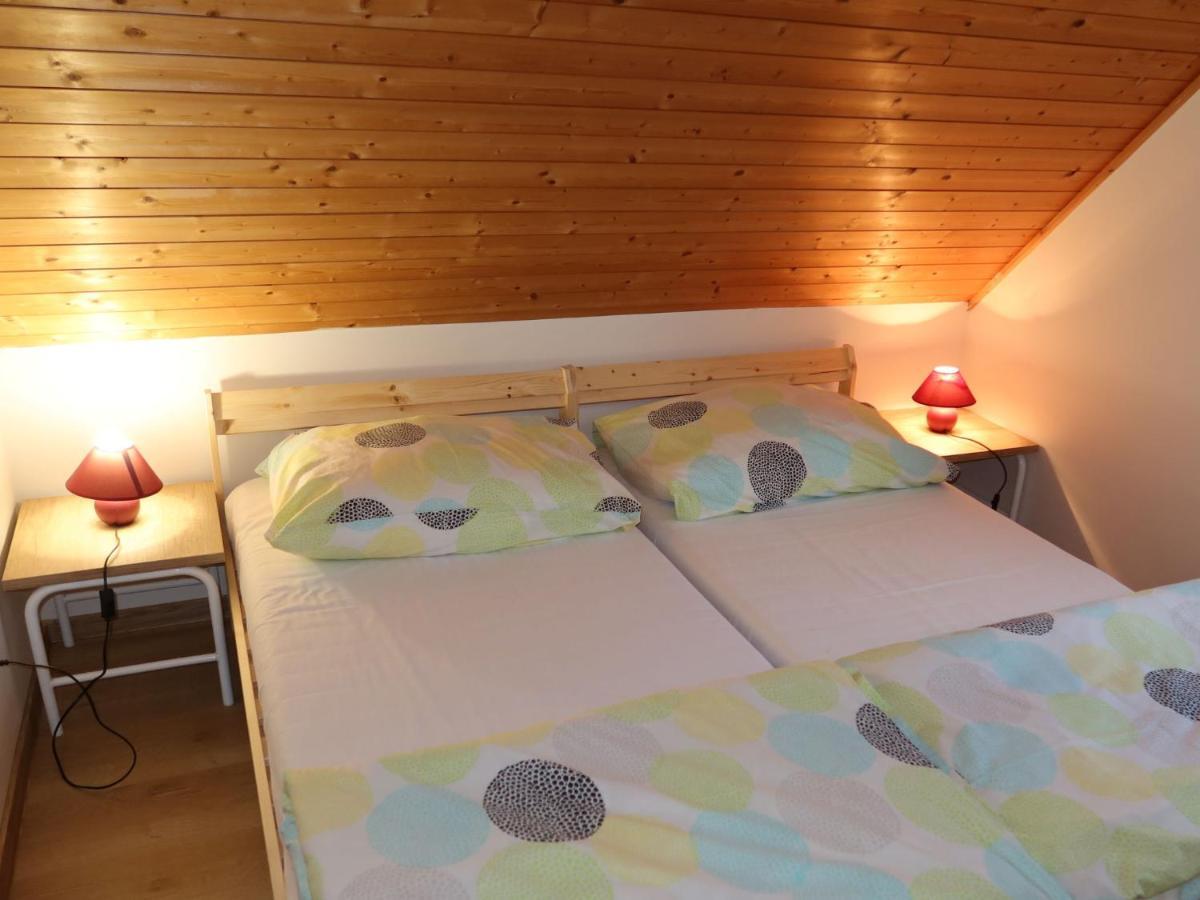 Holiday Home Holiday Hill 39 By Interhome Cista  Экстерьер фото
