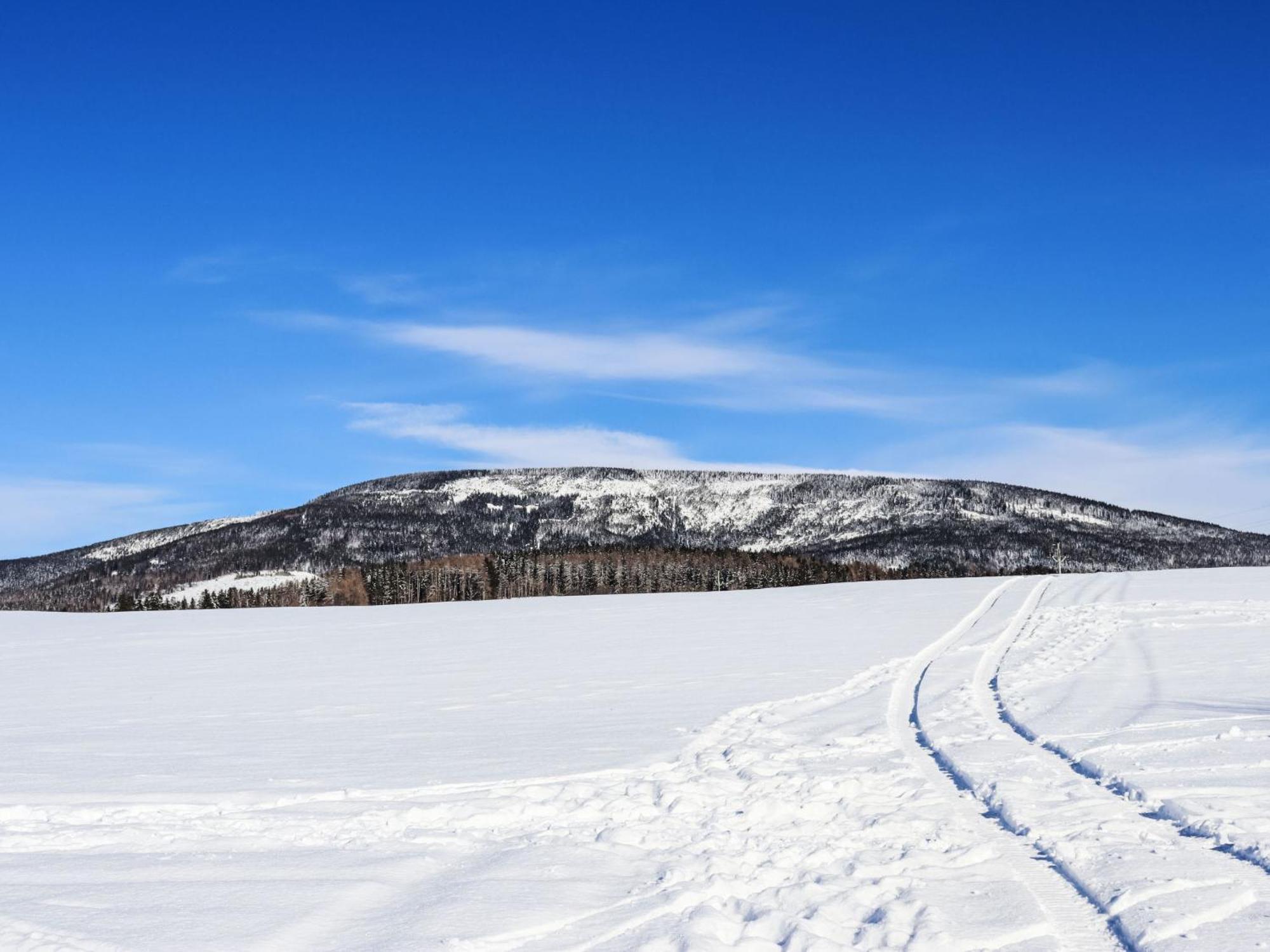 Holiday Home Holiday Hill 39 By Interhome Cista  Экстерьер фото